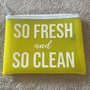 Makeup Bag Bright See through Yellow! 🍋